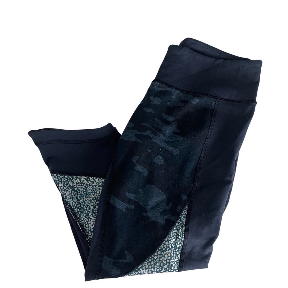 Lululemon Wunder Under Crop II Full-On Luon 21" Leggings. Blue Camo. SIZE 6